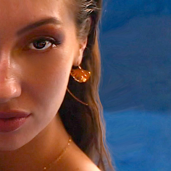 Rael Cohen Ginko Inspired Leaf Earrings In Gold
