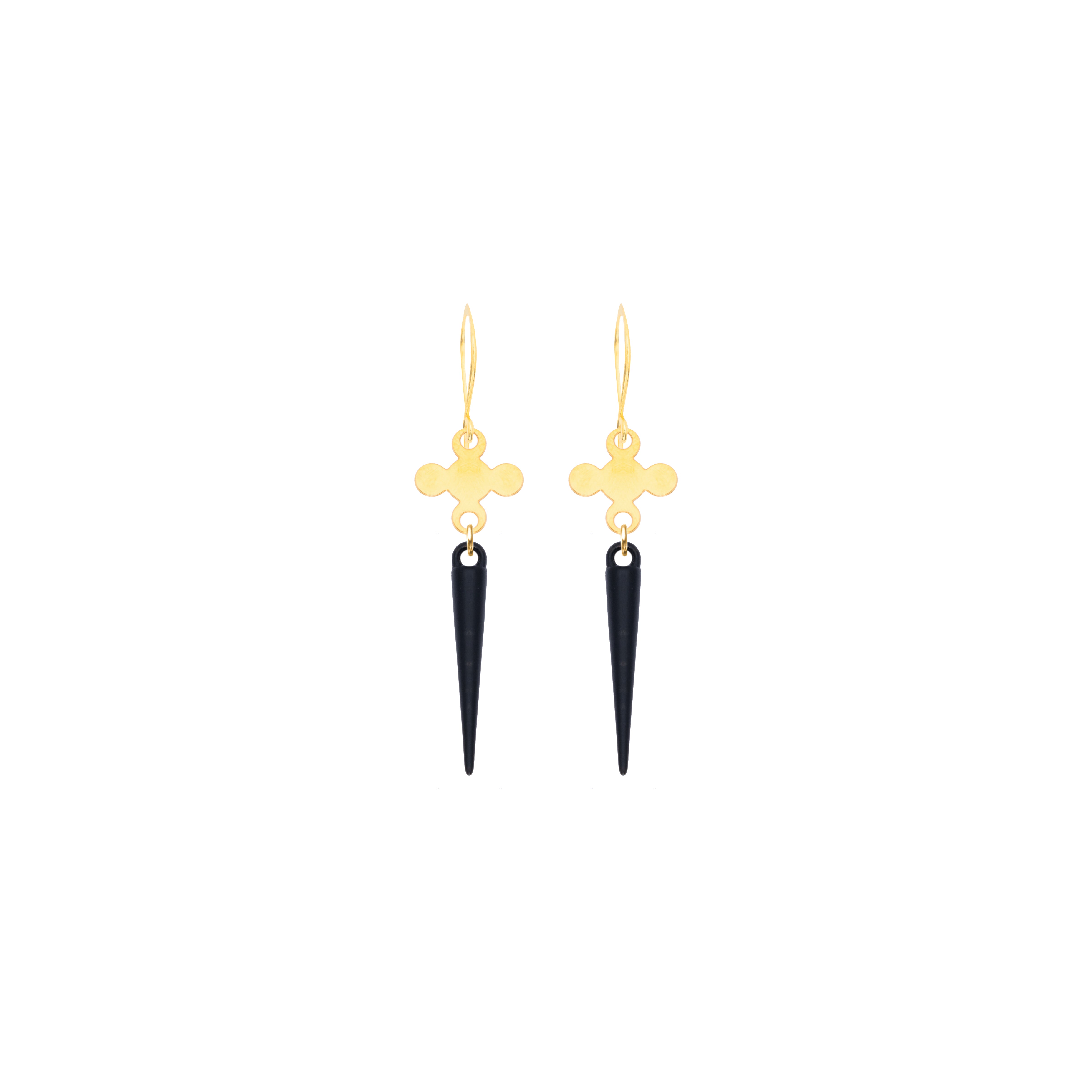 gold quatrefoil earrings with spikes