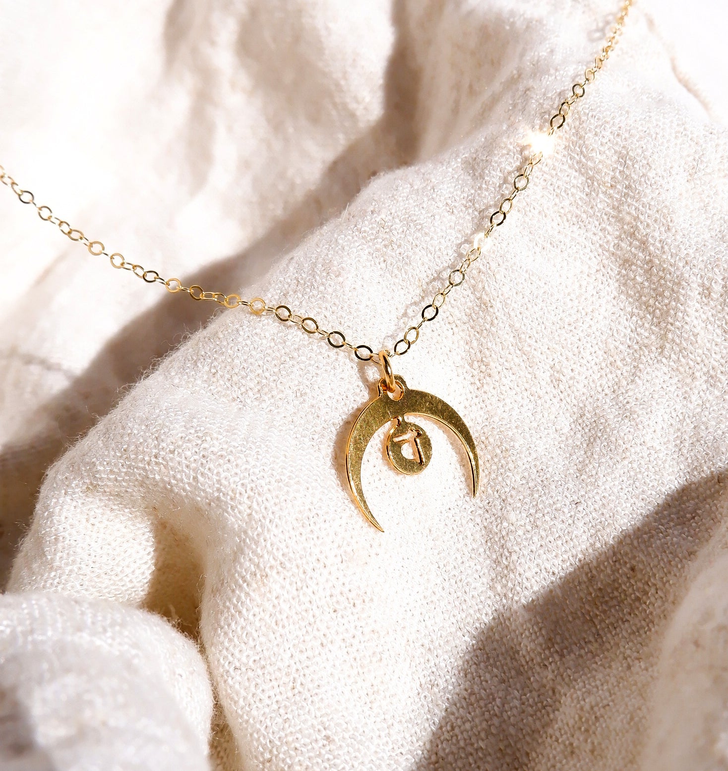 Crescent moon jewelry | sacral chakras healing jewelry